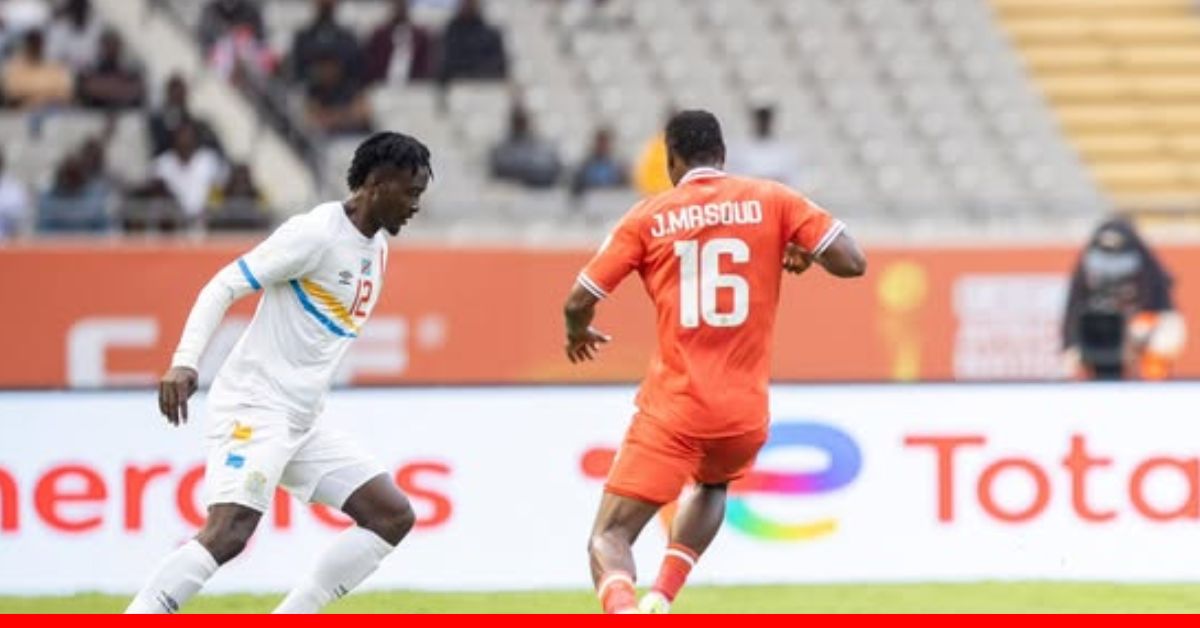 Kenyan Player Challenging DR Congo Player